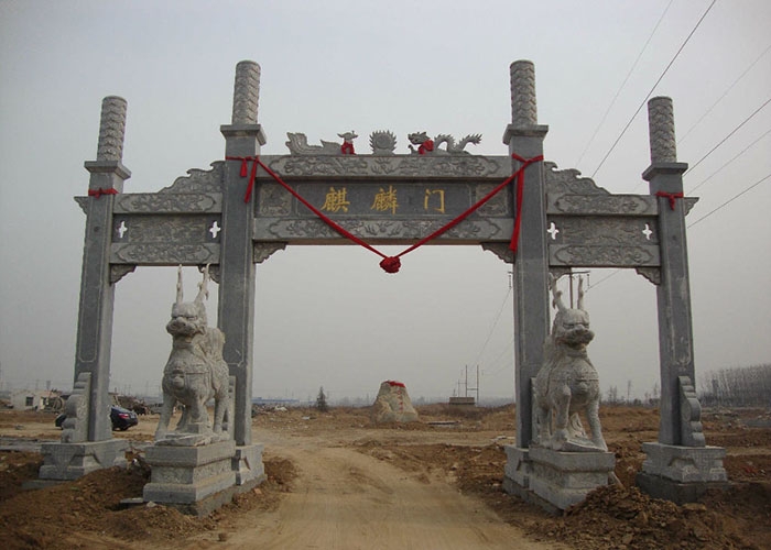 石雕牌坊