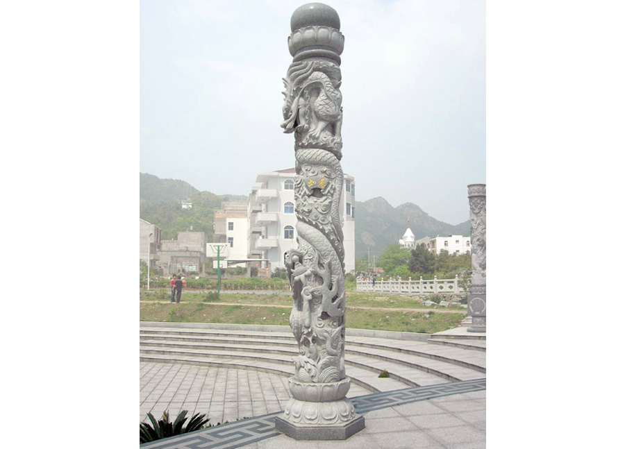石雕龙柱4